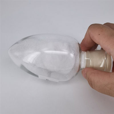 Biały krystaliczny proszek β Arbutyna Środki wybielające skórę w kosmetykach